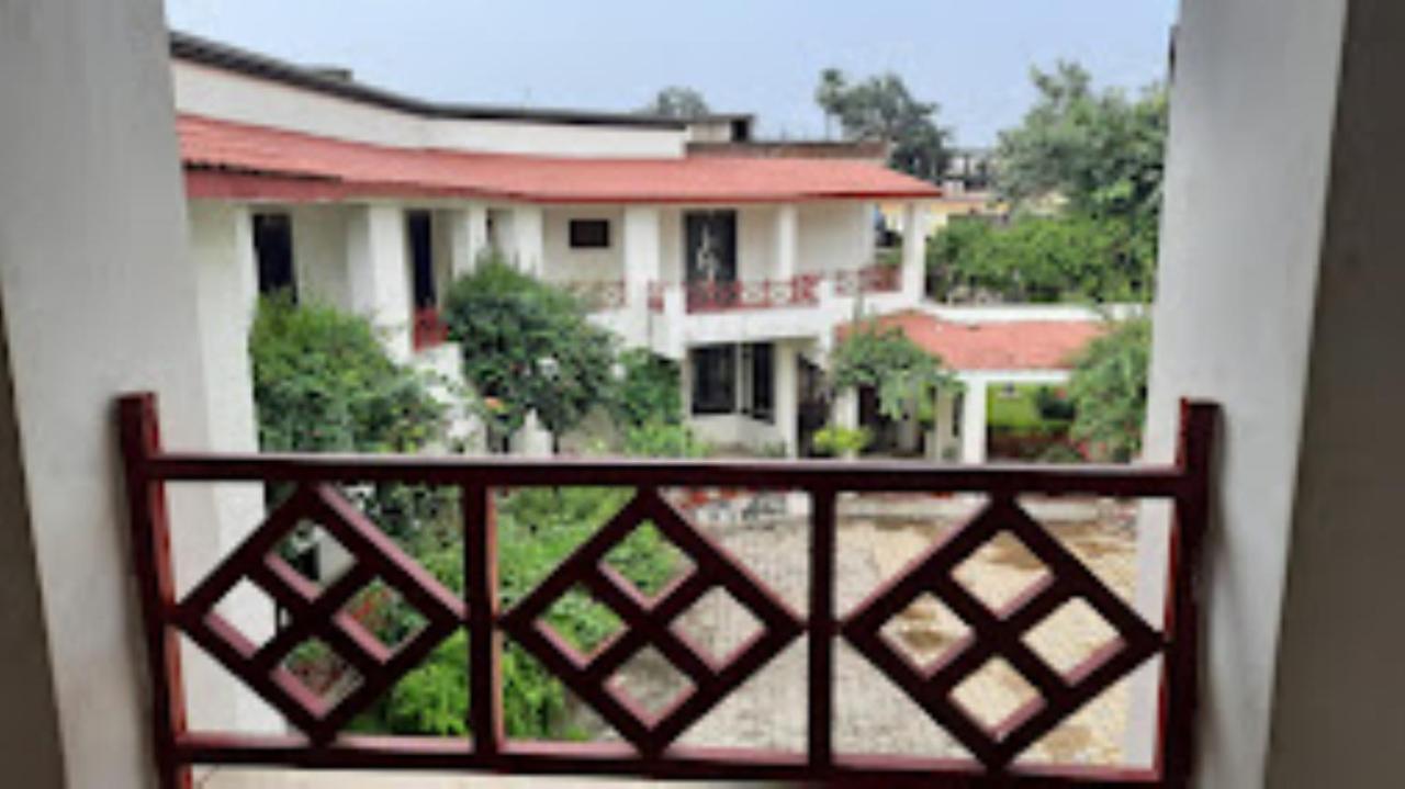 Mp Tourist Bunglow , Chitrakoot Hotel Sitapur Muafi Exterior foto