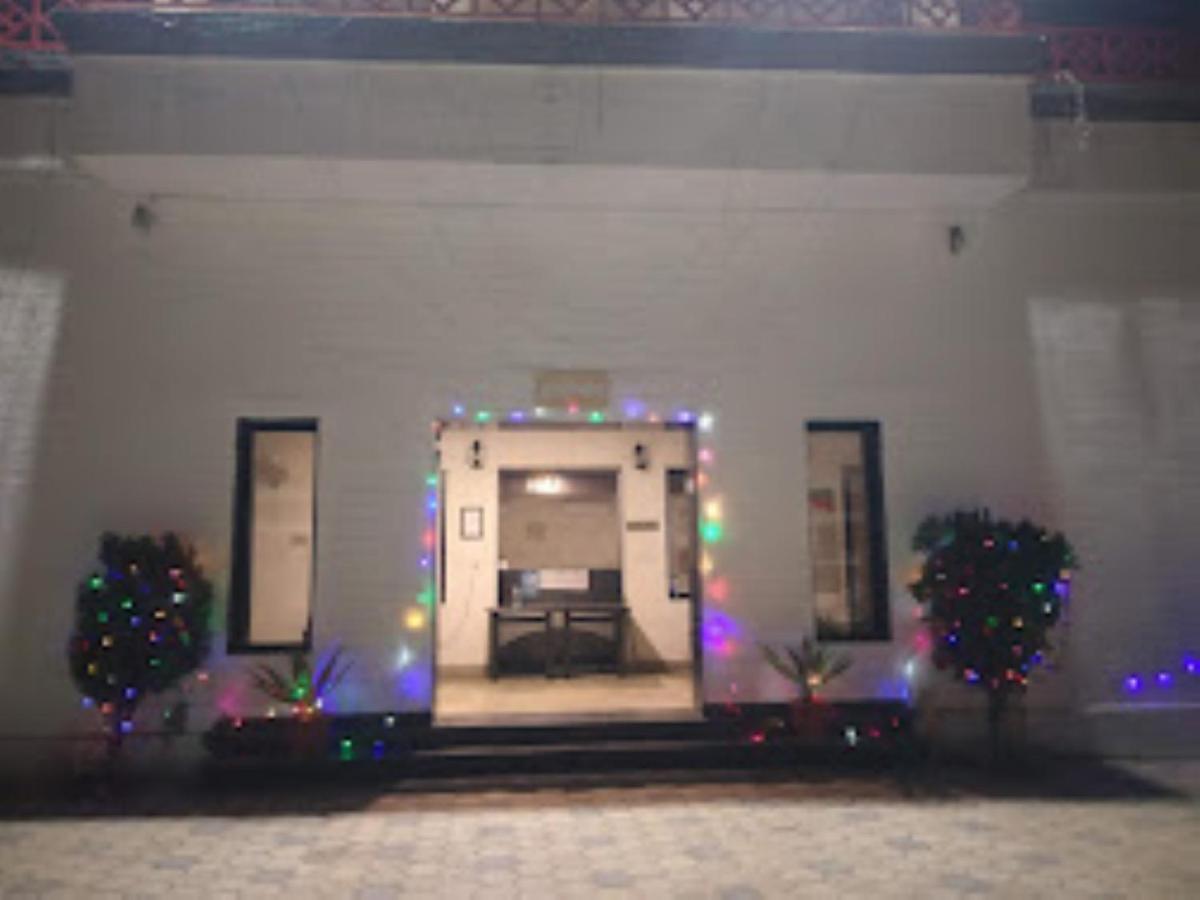 Mp Tourist Bunglow , Chitrakoot Hotel Sitapur Muafi Exterior foto