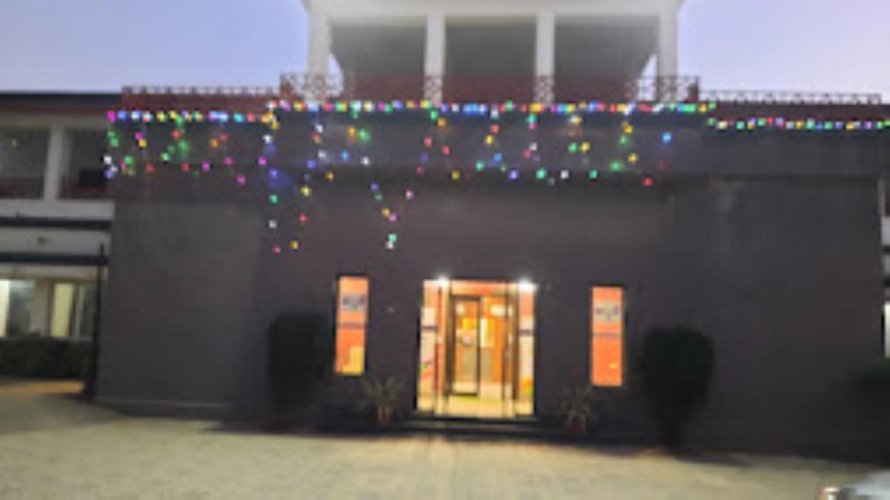 Mp Tourist Bunglow , Chitrakoot Hotel Sitapur Muafi Exterior foto