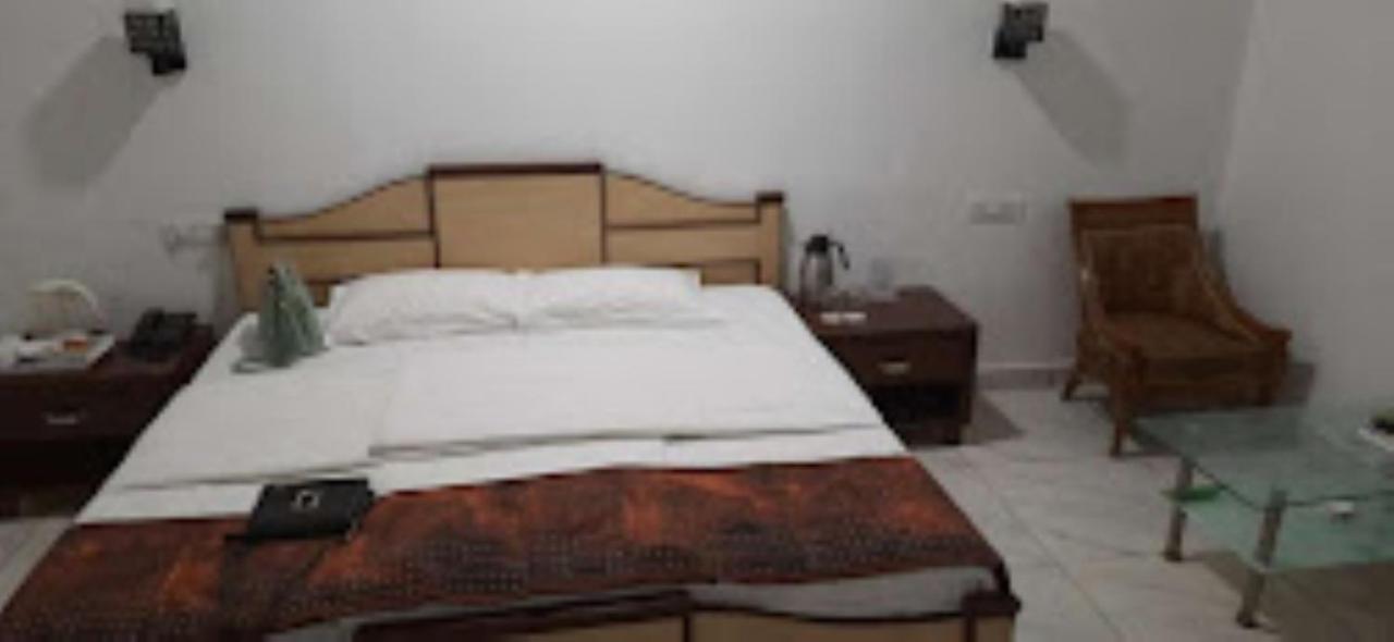 Mp Tourist Bunglow , Chitrakoot Hotel Sitapur Muafi Exterior foto